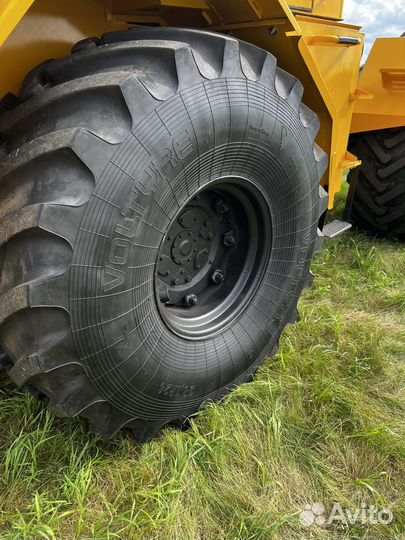 Трактор Кировец К-700, 2024