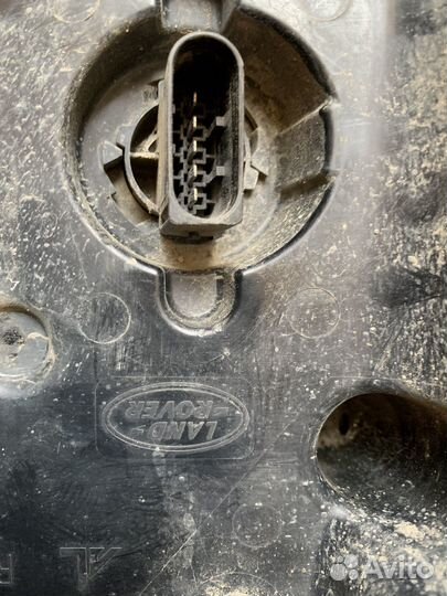 Задний стоп сигнал Land Rover Range rover 322