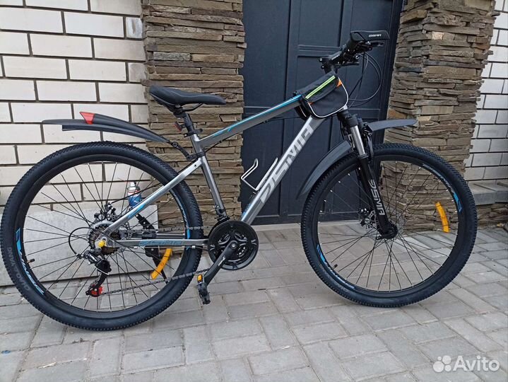 Новые 27.5 колеса,17 рама алюминий,24 скор Shimano