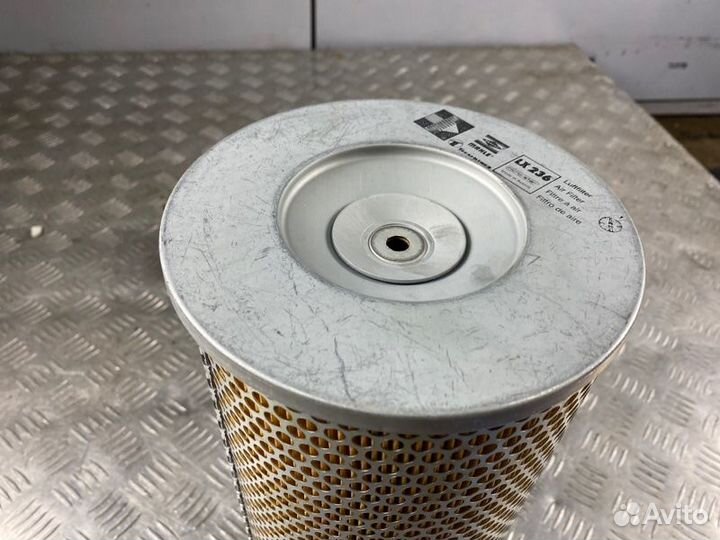 Фильтр воздушный двигателя Mahle Lx236