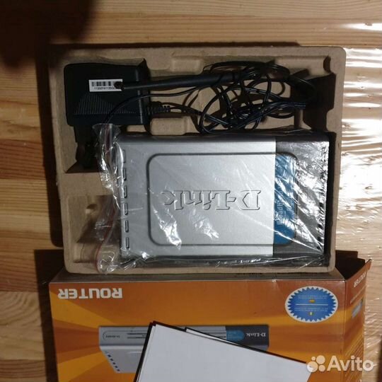 Роутер маршрутизатор D-Link DI-804HV