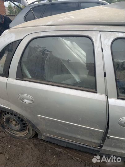 Opel corsa c дверь задняя правая