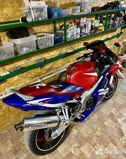 Honda cbr 600 f4i