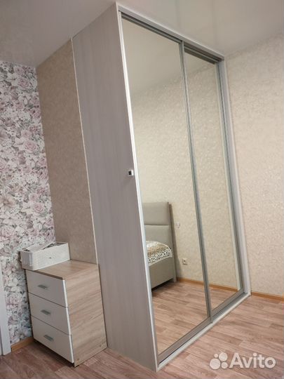 Шкаф купе с зеркалом бу