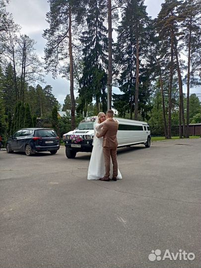 Аренда прокат лимузинов, заказ лимузина