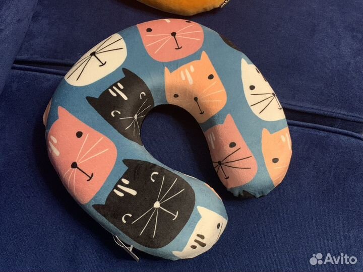 Новые дорожные подушки с бирками