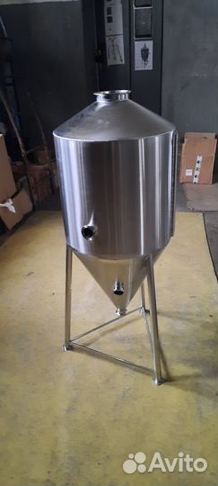 Цкт 65 л из нержавейки с горловиной на 8 
