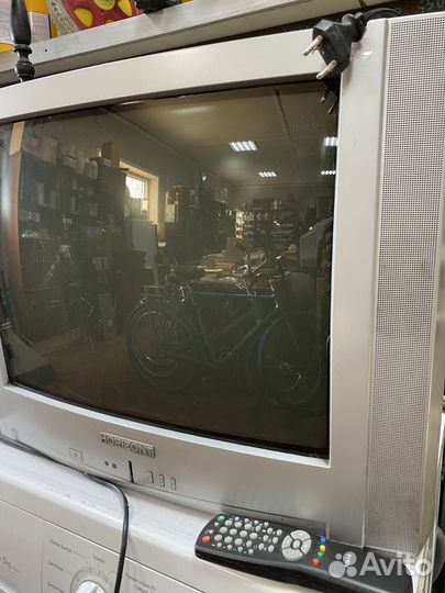 Телевизор 54см