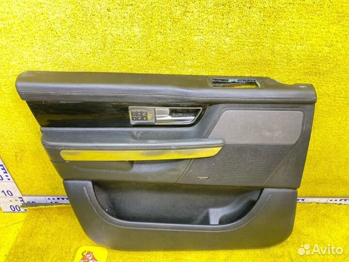 Обшивка дверей передняя левая Land Rover Range