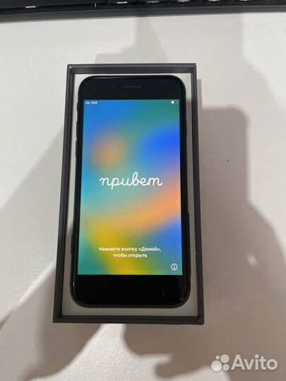 iPhone 8, 64 ГБ