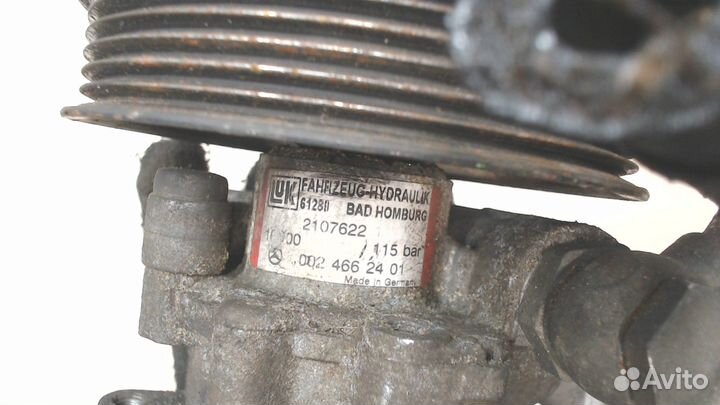 Гур Mercedes C W202, 2000