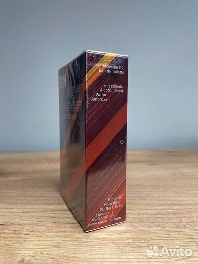 Escentric Molecules Escentric M02