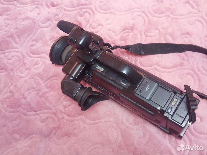 Видеокамера panasonic m3000