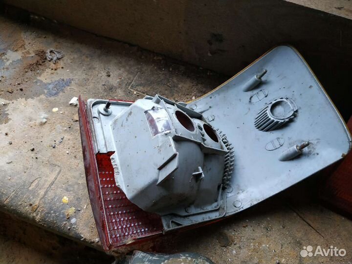 Задние фонари ауди 80