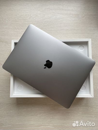 Apple MacBook Pro 13 2022 m2 512Gb