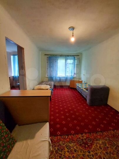 2-к. квартира, 43 м², 1/2 эт.