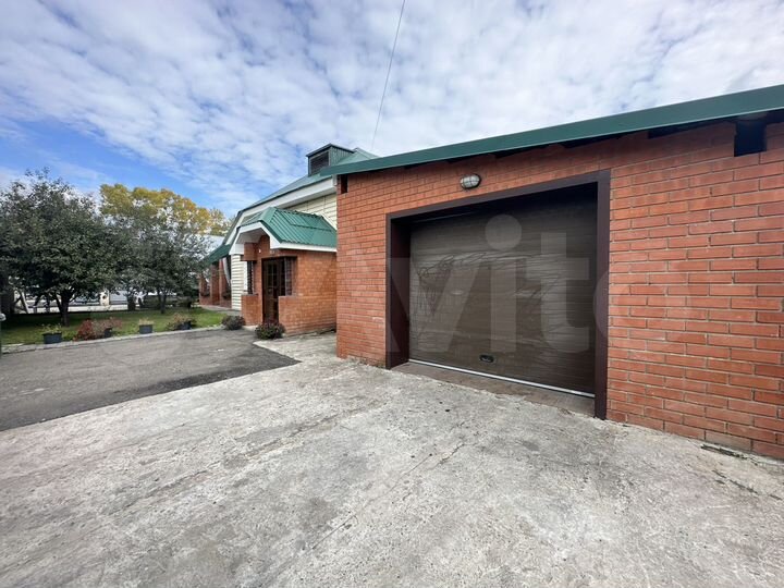 Дом 191 м² на участке 7 сот.