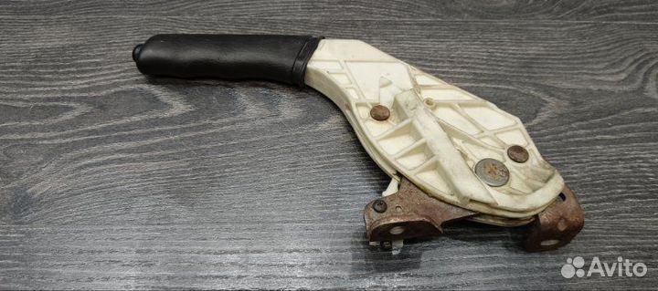 Рычаг стояночного тормоза Ford Focus 2002