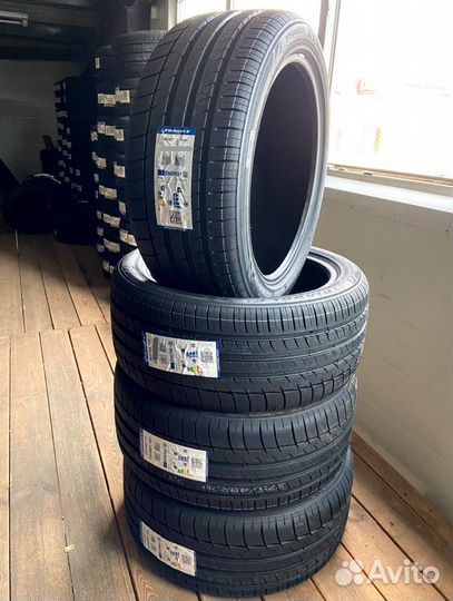 Triangle Sports TH201 275/40 R20 и 245/45 R20 106Y