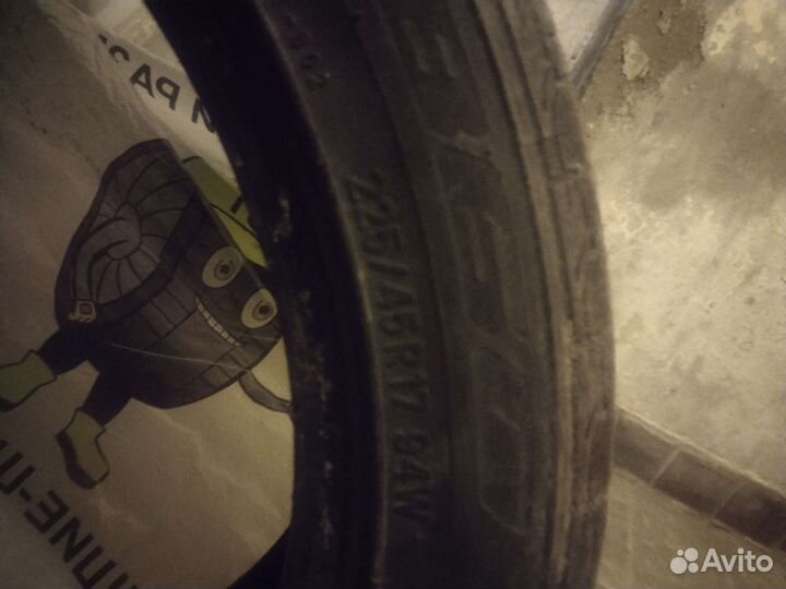 Nitto NT860 225/45 R17