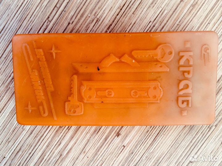 Навесы дверные, замки