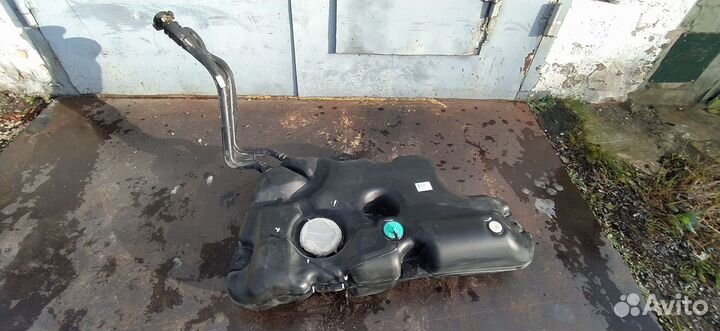 Бак топливный Ниссан Альмера G15