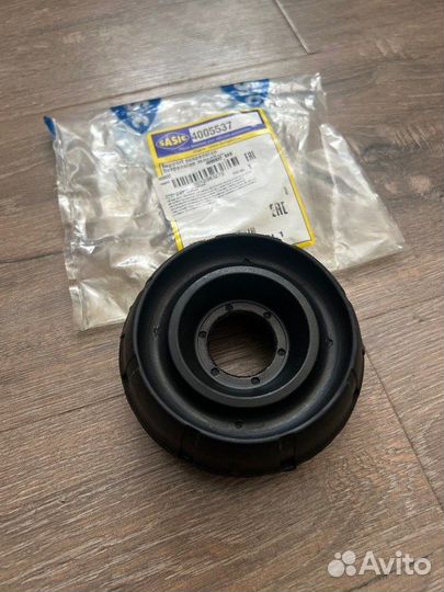 Опора переднего амортизатора Renault Logan