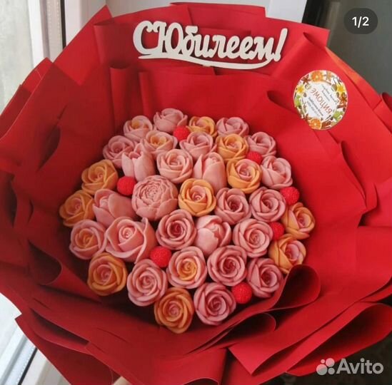 Сладкие букеты из шоколада