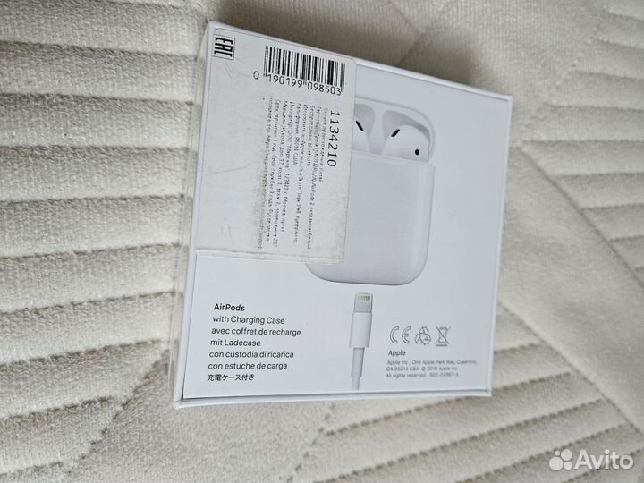 Apple airpods 2 generation (2019)