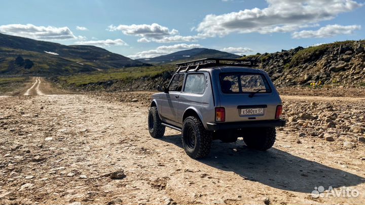 Нива 1/9 RC модель