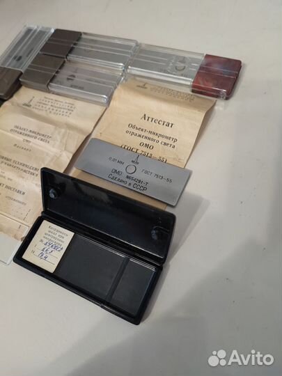 Объект-микрометр ломо и стекло со шкалой