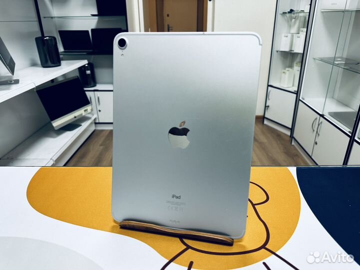 iPad pro 11 2018 WiFi Sim 256gb, Ростест (1374)