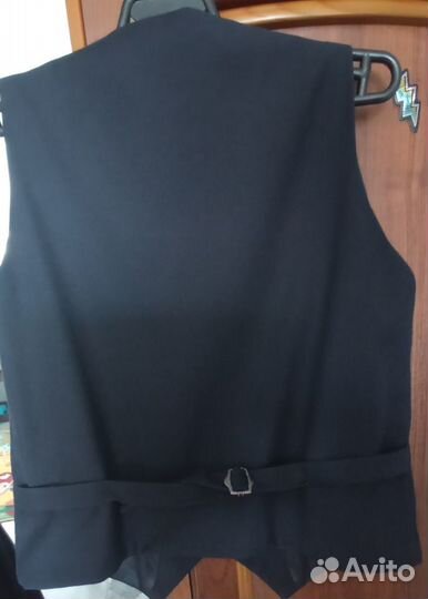 Шк.костюм-тройка на плотного мальчика,р.140 и др