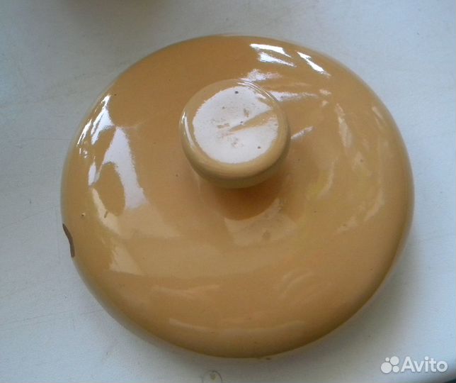 Глиняный кувшин