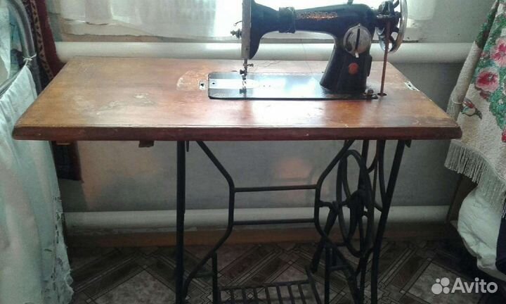 Швейная машинка 1963г