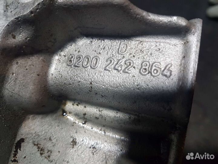 Коллектор впускной Renault Megane 2 1.6