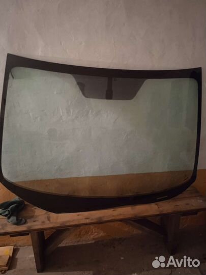 Лобовое стекло Honda CRV