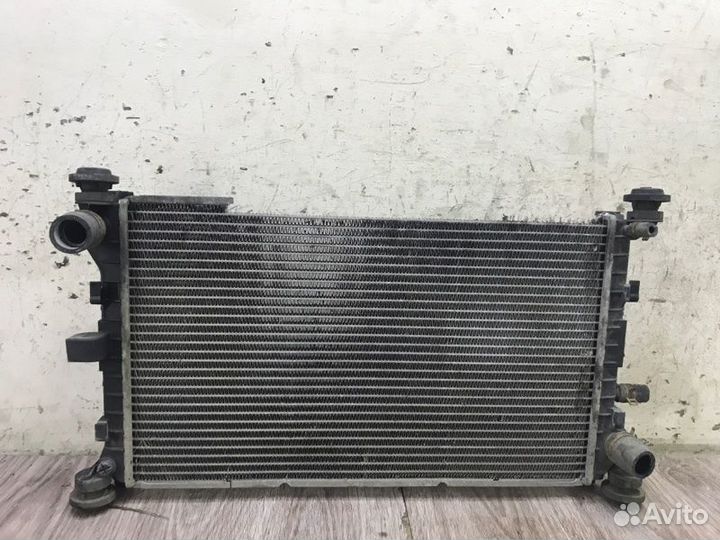 Радиатор двс Ford Focus 1 fxdb 2002