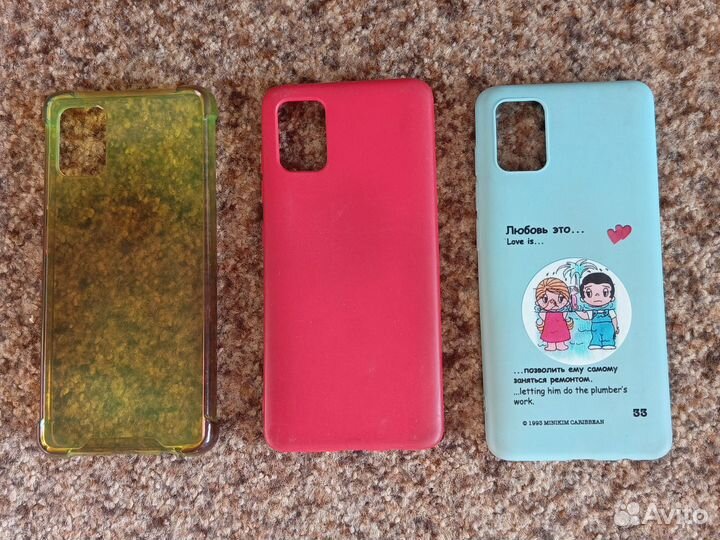 Чехлы на смартфоны разные