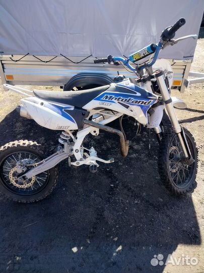 Питбайк Motooland 140 кубов