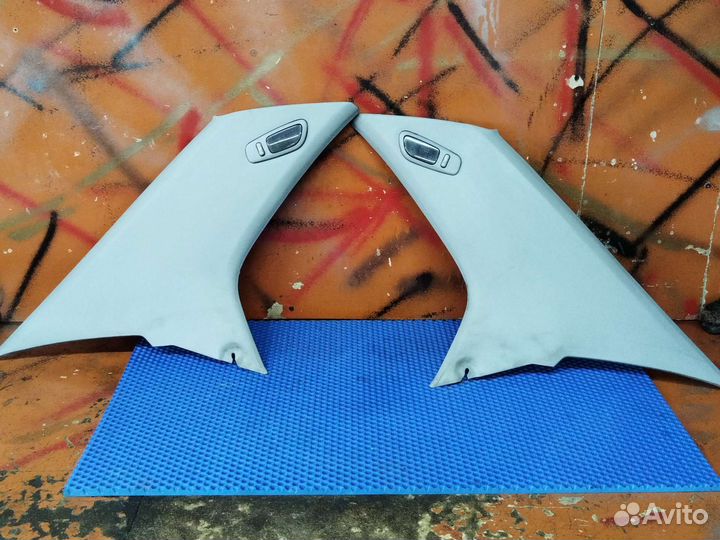 Обшивки стоек задние Mitsubishi Galant 8