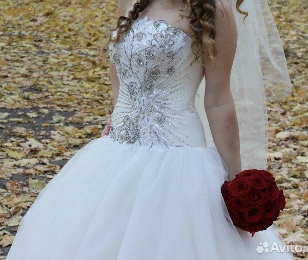 Свадебное платье