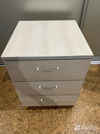 Тумба офисная выкатная