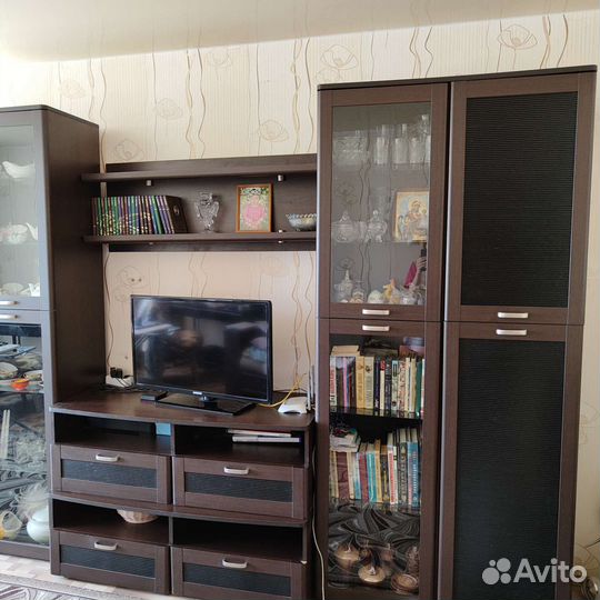 Стенка в гостиную