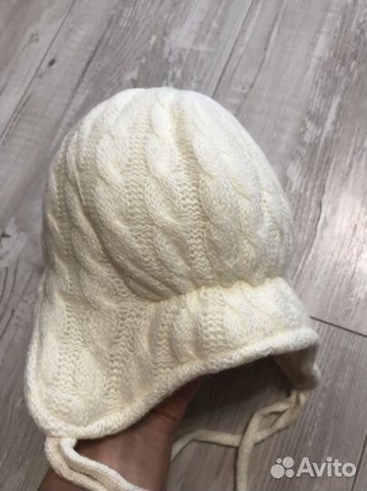 Шапка детская новая, варежки и носки