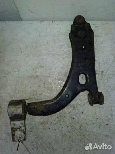 Рычаг передний правый Ford Fiesta MK V 2002-2005