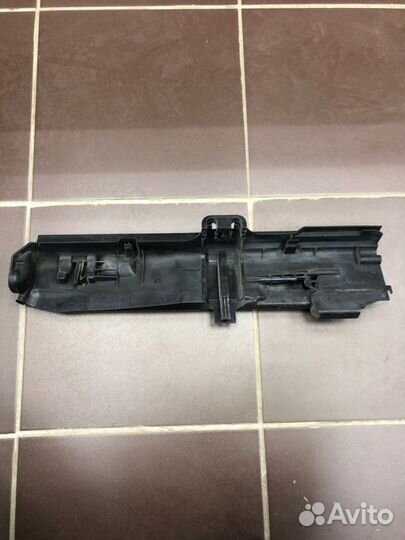 Кронштейн радиатора Bmw 3 E90/E91 2005-2012