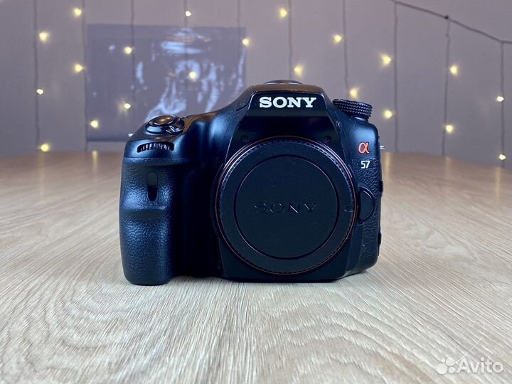 Фотоапарат Sony Alpha SLT-A57