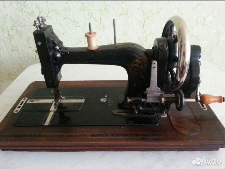 Швейная машина Singer