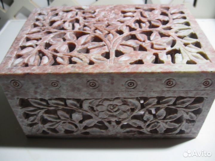 Шкатулка для украшений резьба по камню